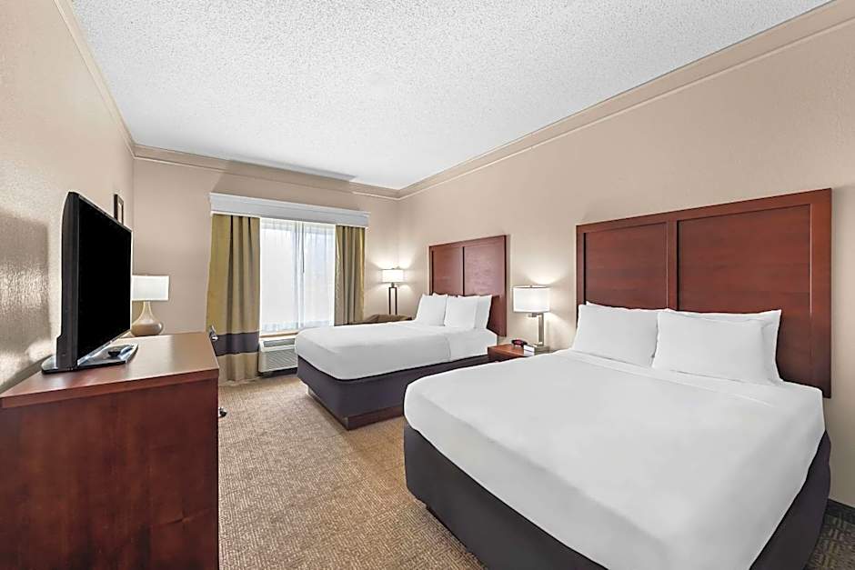 Comfort Inn & Suites Heath