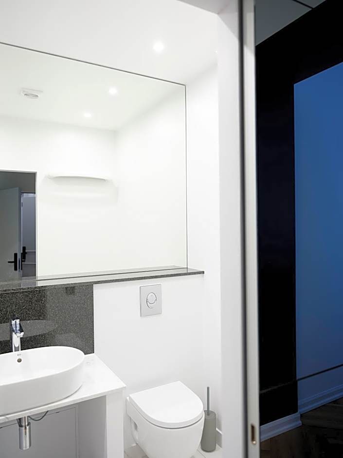 MIRO Rooms Skolas - quiet chic, free parking, self check-in