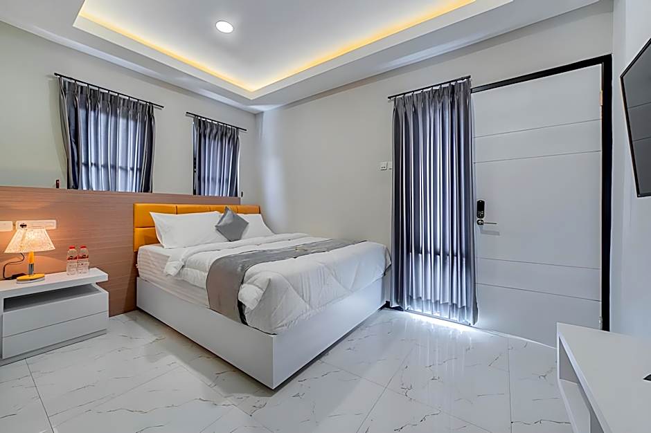 Tree Homestay Mitra RedDoorz