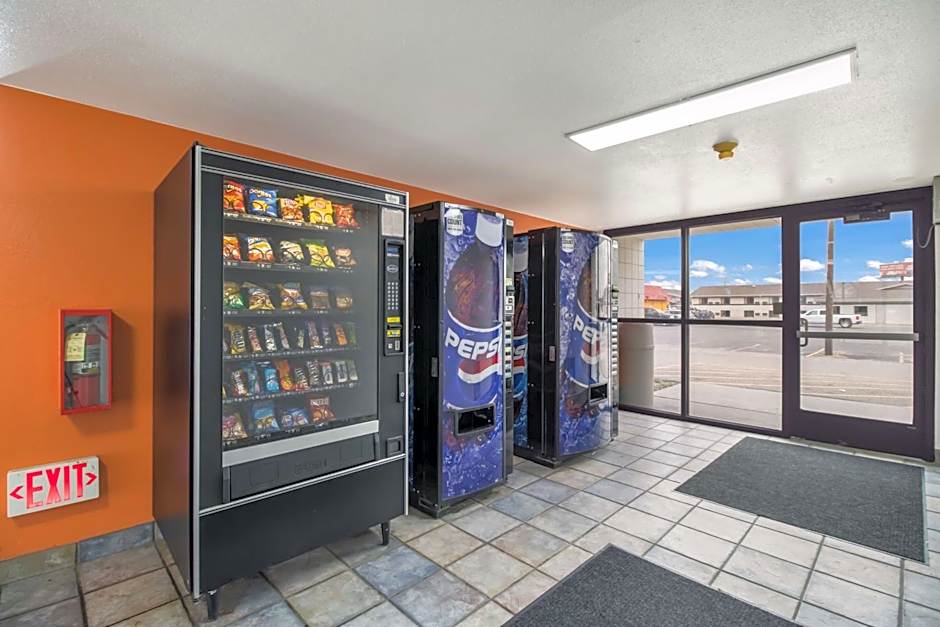 Motel 6-Fargo, ND - West Acres - North Fargo
