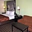 Super 8 by Wyndham Decatur/Lithonia/Atl Area
