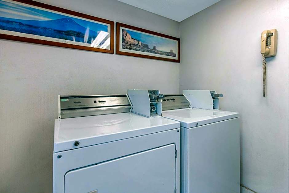 Quality Inn Athens I-65 / Huntsville Area West