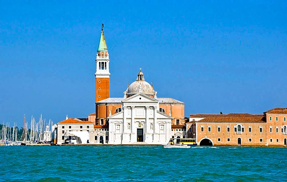 Grand Canal Suites
