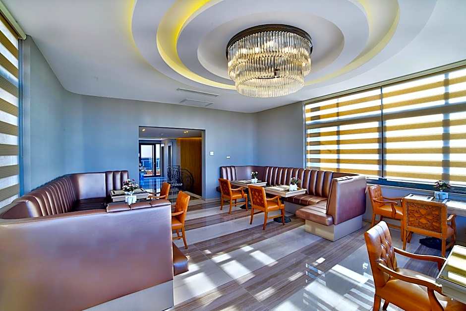 Beethoven Hotel & Suite