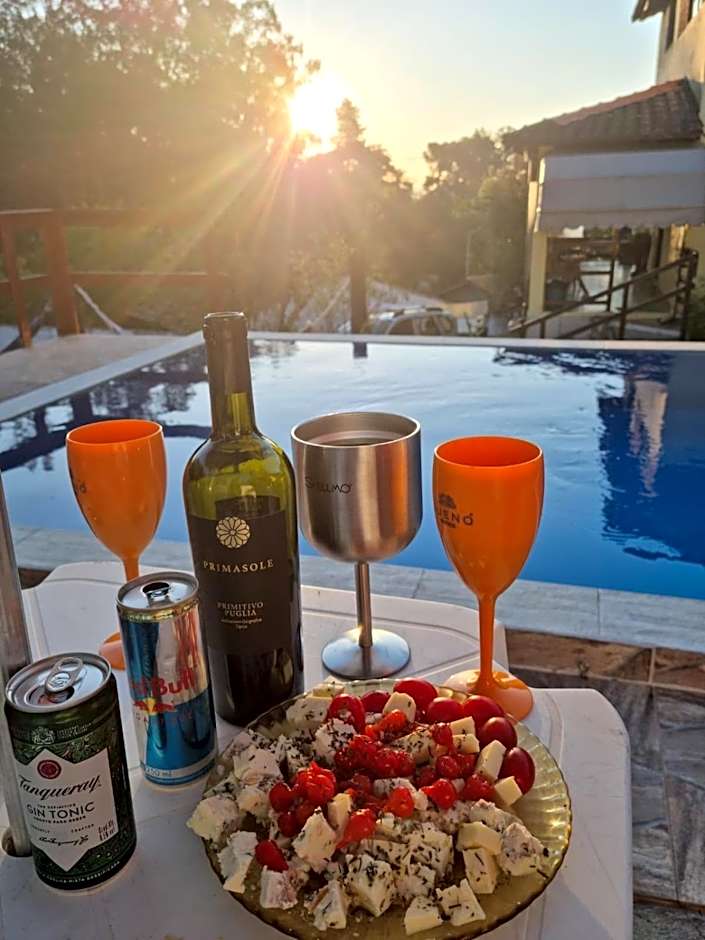 Hostel Yellow House MG