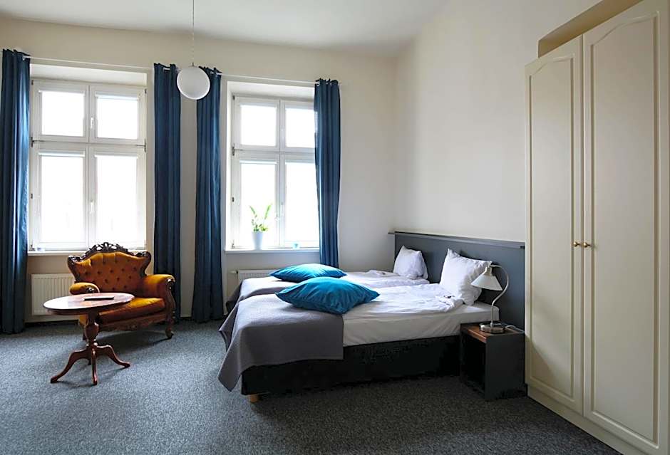 Good Time Residence