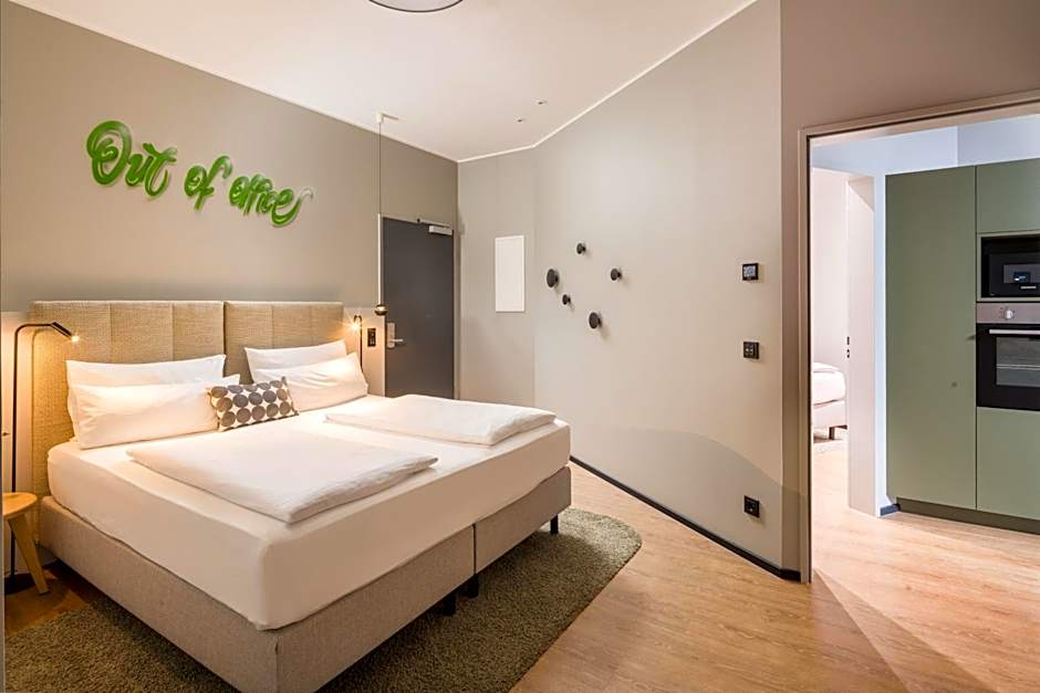 KOOS Hotel&Apartments