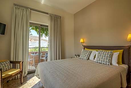 Queen Room with Balcony