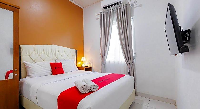 RedDoorz Syariah near Transmart Lampung