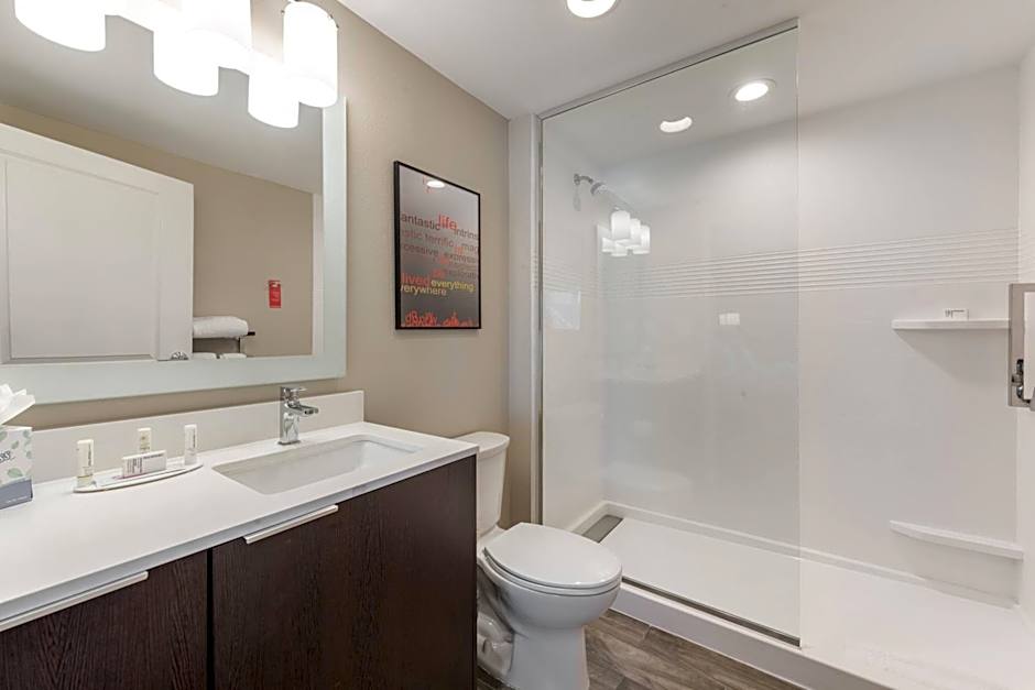 TownePlace Suites by Marriott Greensboro Coliseum Area