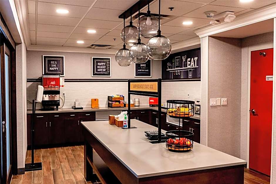 Hampton Inn By Hilton & Suites Leesburg