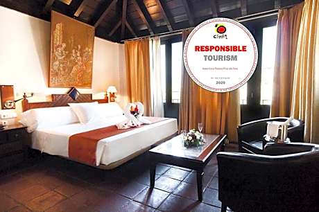 Hotel Casa Del Pilar