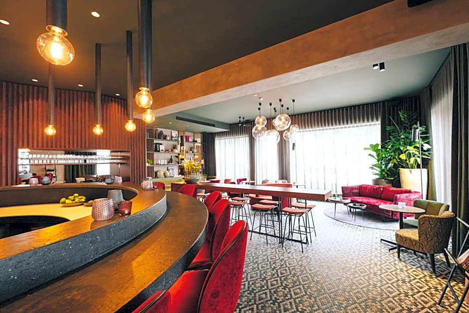 U Eat & Sleep Antwerp