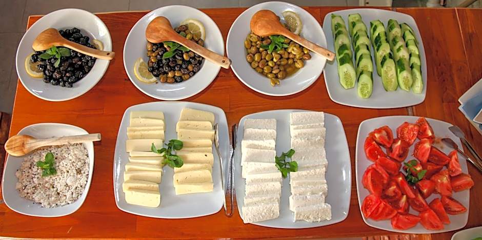 Dedeminn Garden Hotel