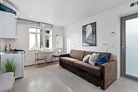 Small Double room for 2 people with Sofabed