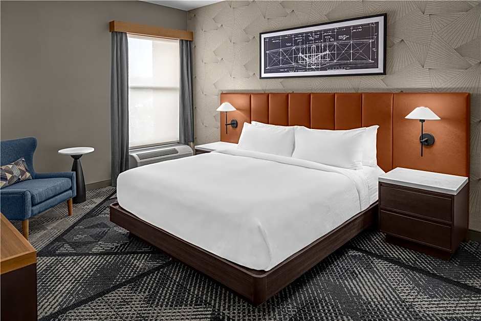 DoubleTree by Hilton Dayton Fairborn