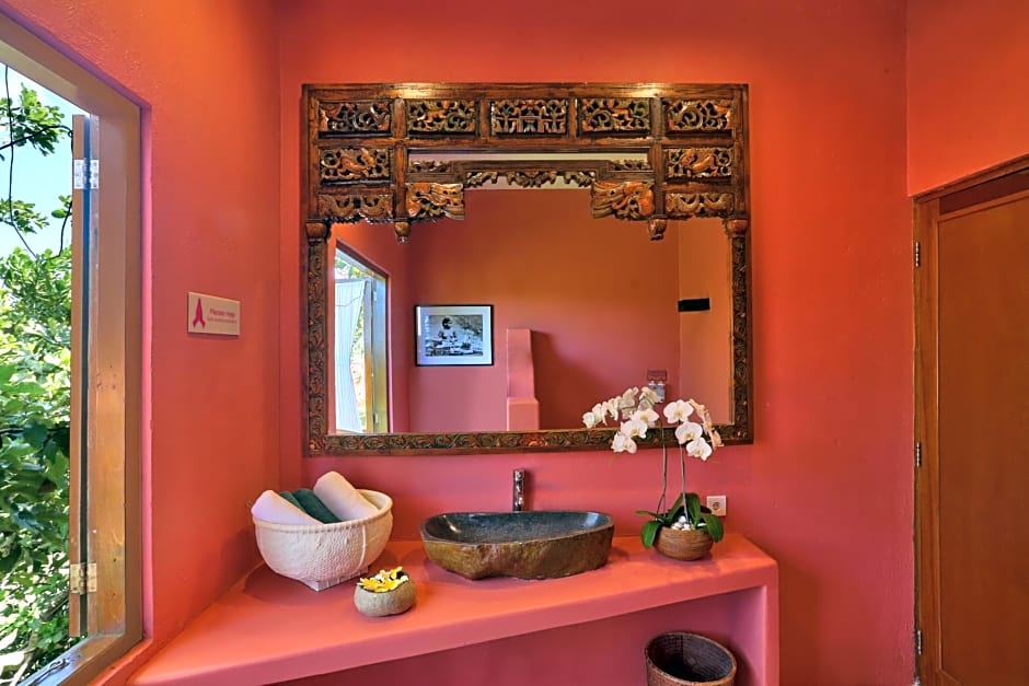 Pinkcoco Bali Hotel - Adults Only