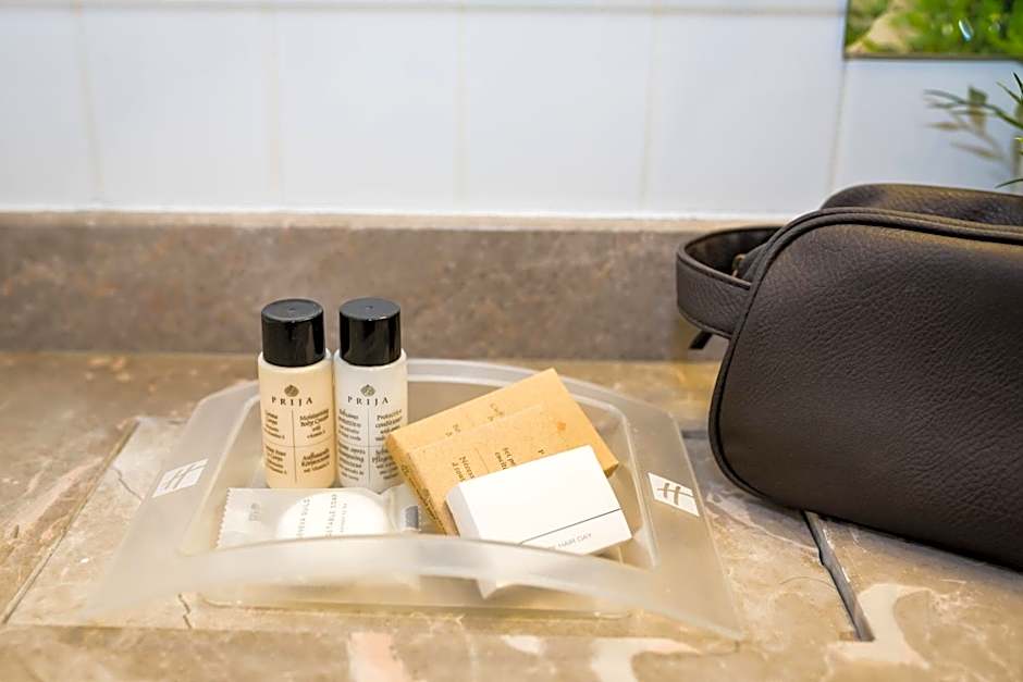 Holiday Inn Manchester West By IHG