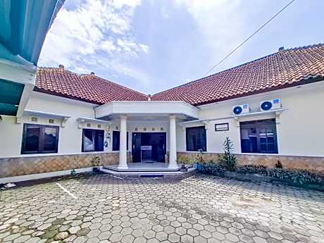 RedDoorz Syariah at Griya Wisata Wonogiri