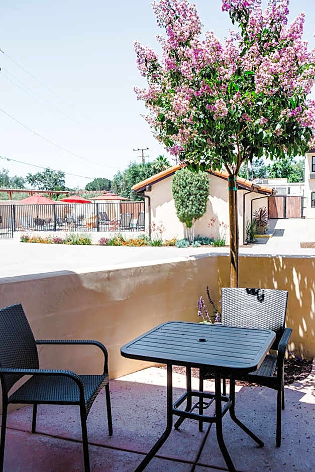 Casa Ojai Inn
