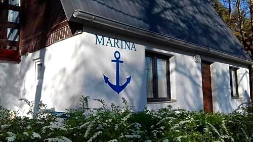 Przystanek Marina
