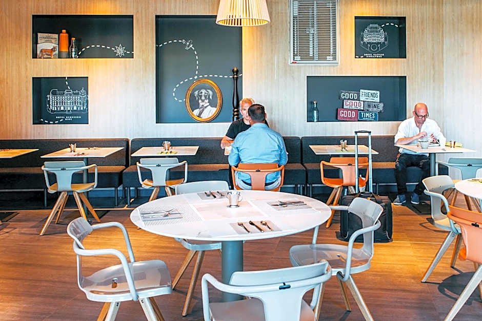Novotel Paris Coeur d'Orly Airport
