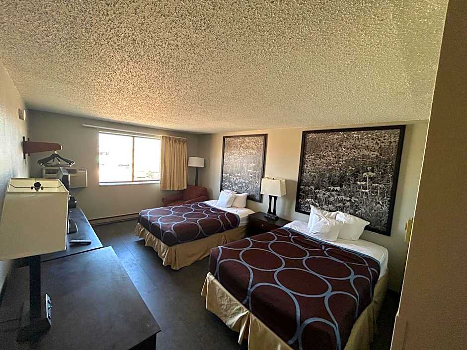 Super 8 by Wyndham Williston ND