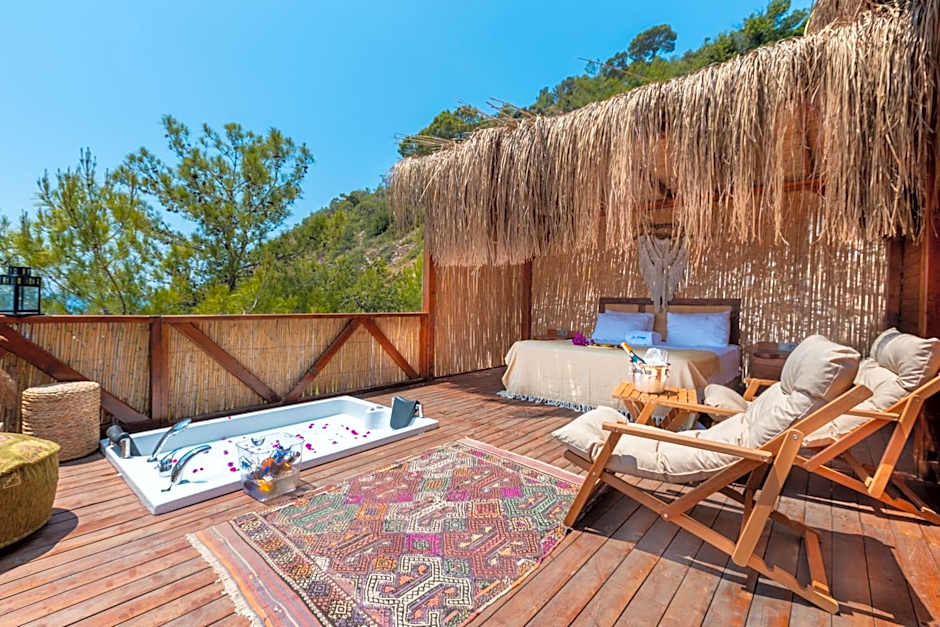 La Boheme Kabak Adults Only