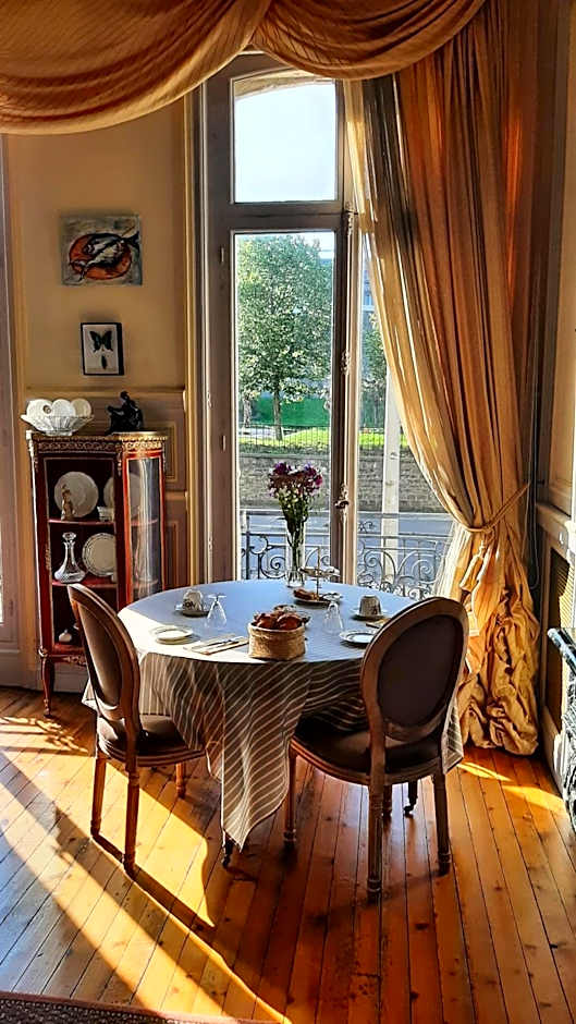 La Belle Boulonnaise