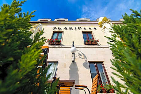 Hotel Clasic