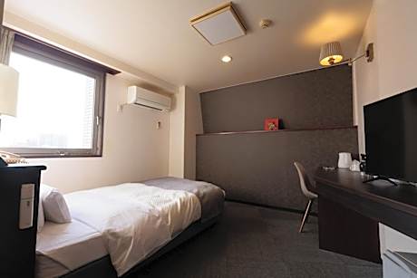 Single Room - Smoking