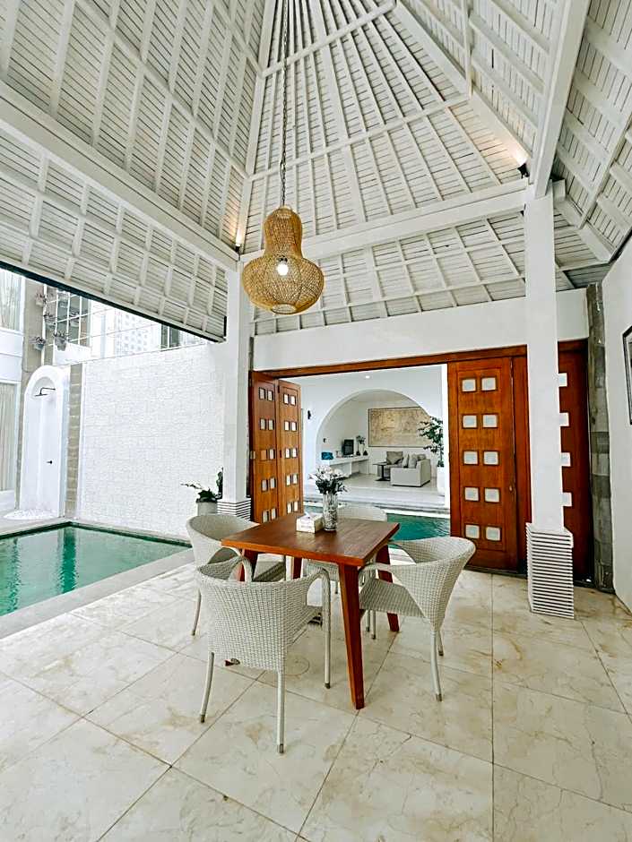 Apple Villas & Apartments, close to Canggu & Seminyak
