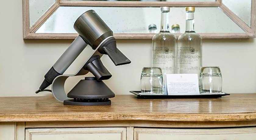 The Five Arrows Hotel