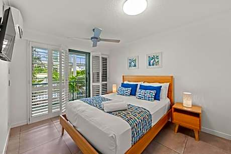 One-Bedroom Apartment with Ocean View