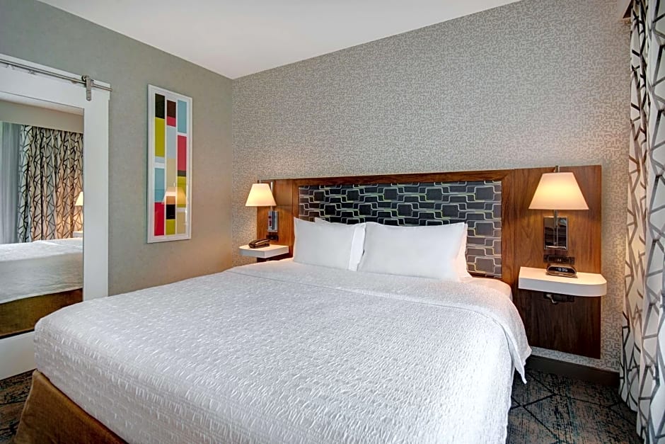 Hampton Inn By Hilton & Suites Sunnyvale-Silicon Valley, Ca