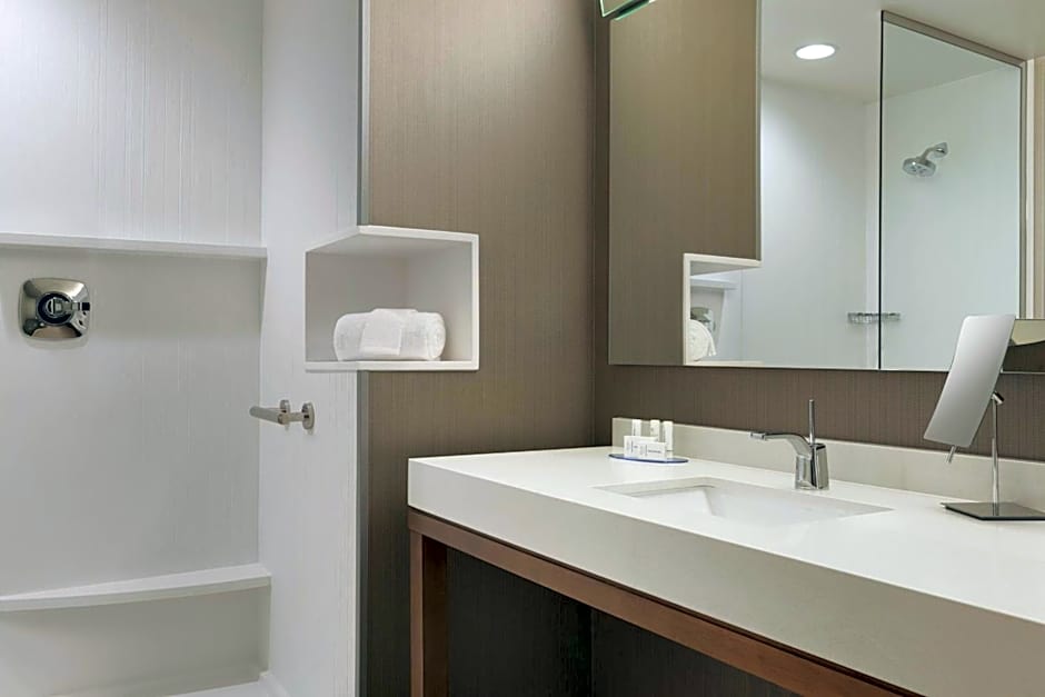Courtyard by Marriott St Paul Woodbury
