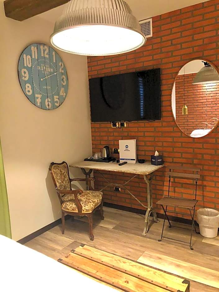 Best Western Maison B Hotel