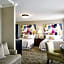 The Raphael Hotel, Autograph Collection by Marriott