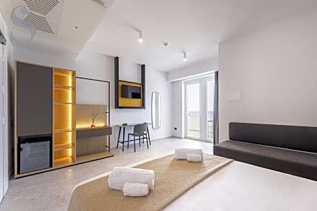 Superior Triple Room with Sea View