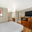 Best Western Plus Northwoods Inn