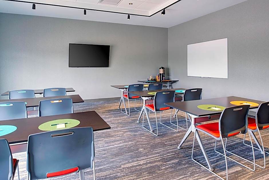 Aloft by Marriott Columbus Westerville