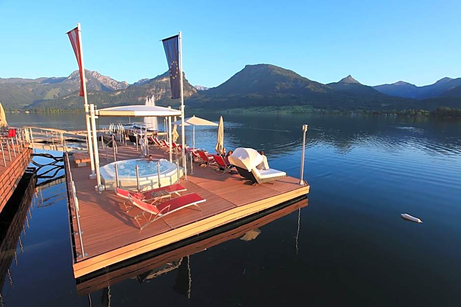 Romantik Residenz (Ferienwohnungen Hotel Im Weissen Rössl) - Dependance