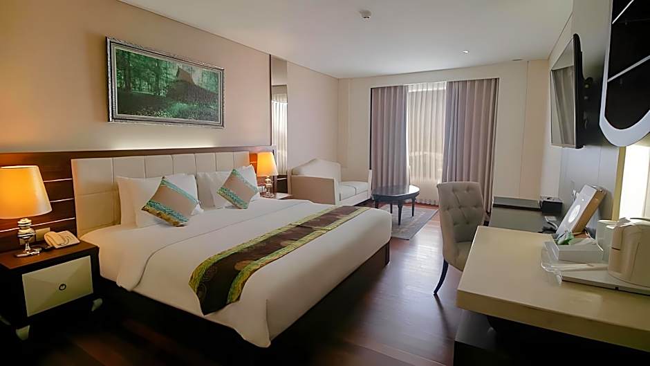 Grand Qin Hotel Syariah