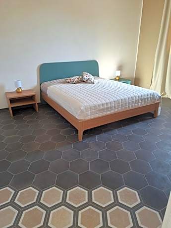 Two-Bedroom Deluxe Apartment with Garden View