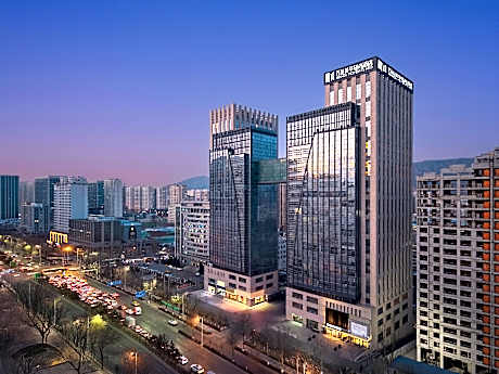 Atour Hotel (Xining East Kunlun Road)                                      