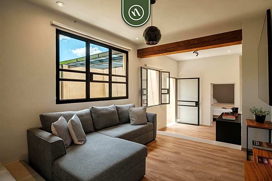 Amazing House in City Center - Rooftop - Skyline