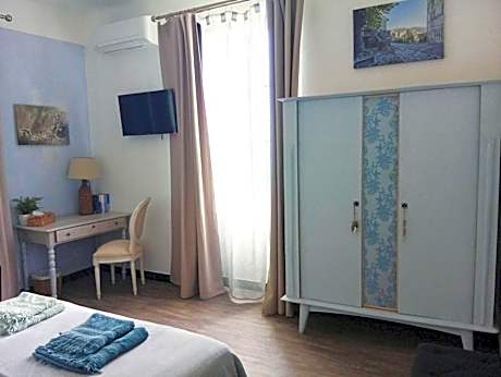 Queen Room with Sea View