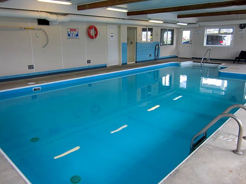 Travelodge by Wyndham Salmon Arm BC