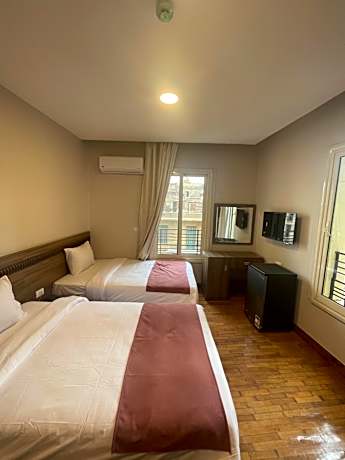 Deluxe Double or Twin Room with City View