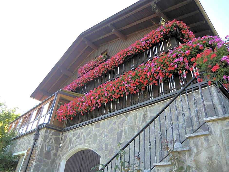 Alpenblick Bed & Breakfast